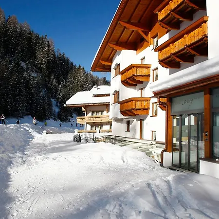 Savoy Dolomites Luxury & Selva di Val Gardena