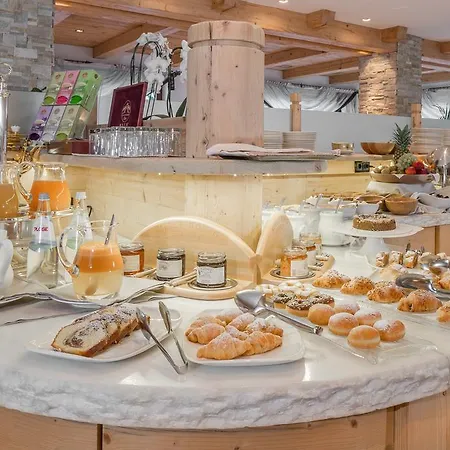 فندق Savoy Dolomites Luxury & 4*